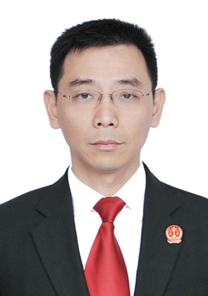 钟毅.jpg