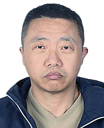 谢雄伟.jpg