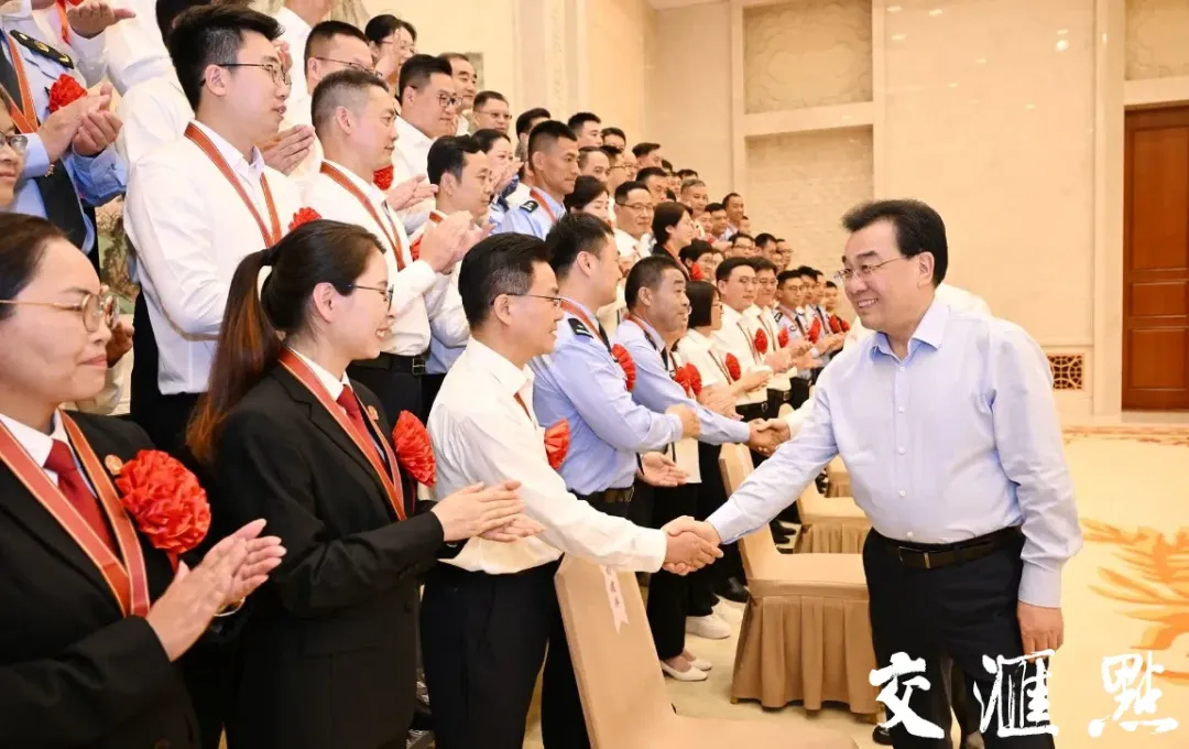xufeiyun图片2.png
